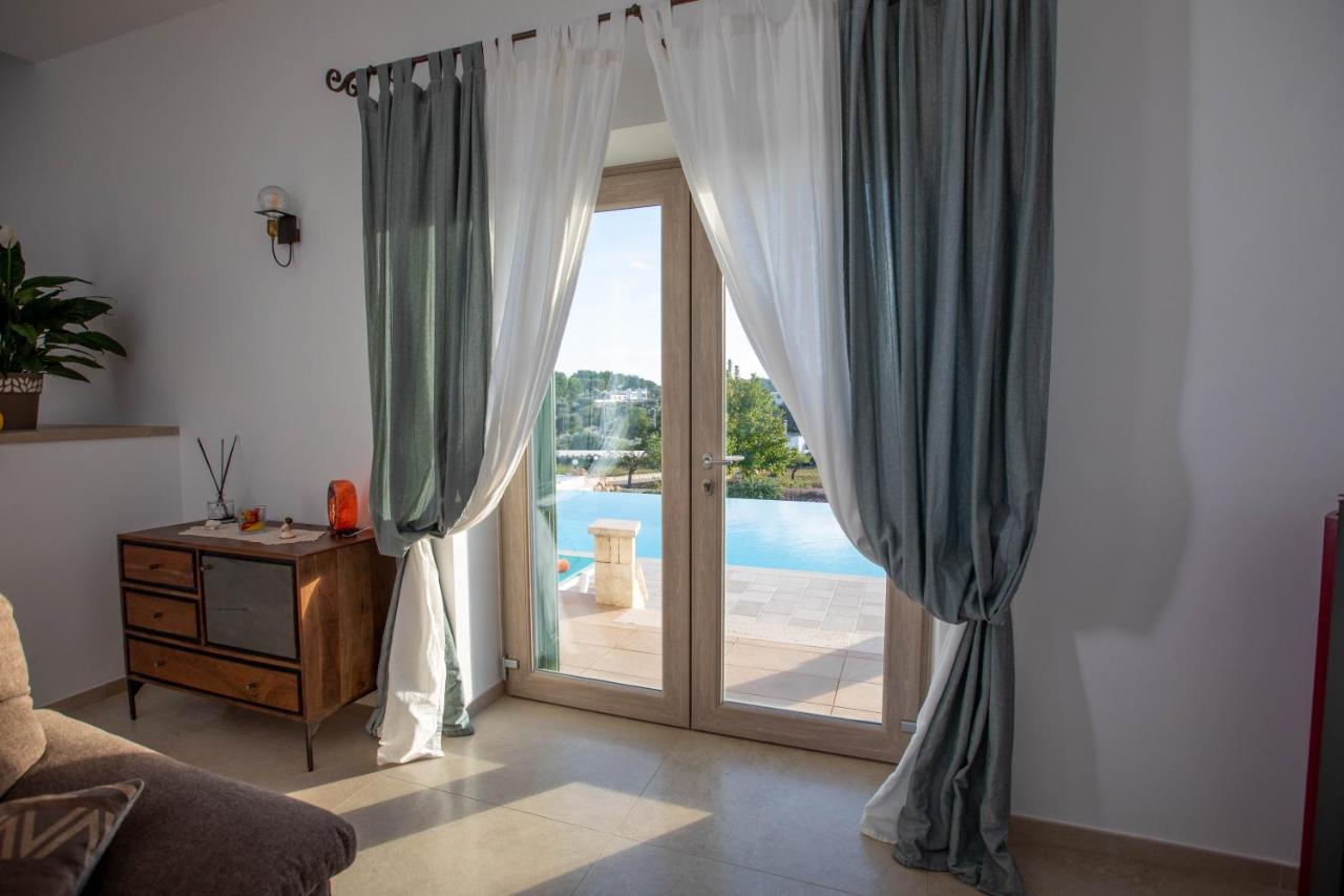 Exclusive Luxury Villa Monte Pompilio Челье-Мессапика Экстерьер фото