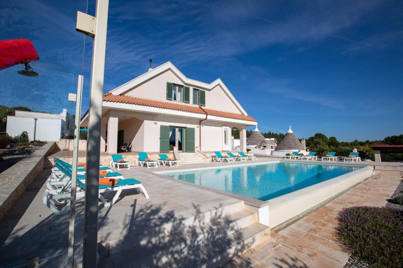 Exclusive Luxury Villa Monte Pompilio Челье-Мессапика Экстерьер фото