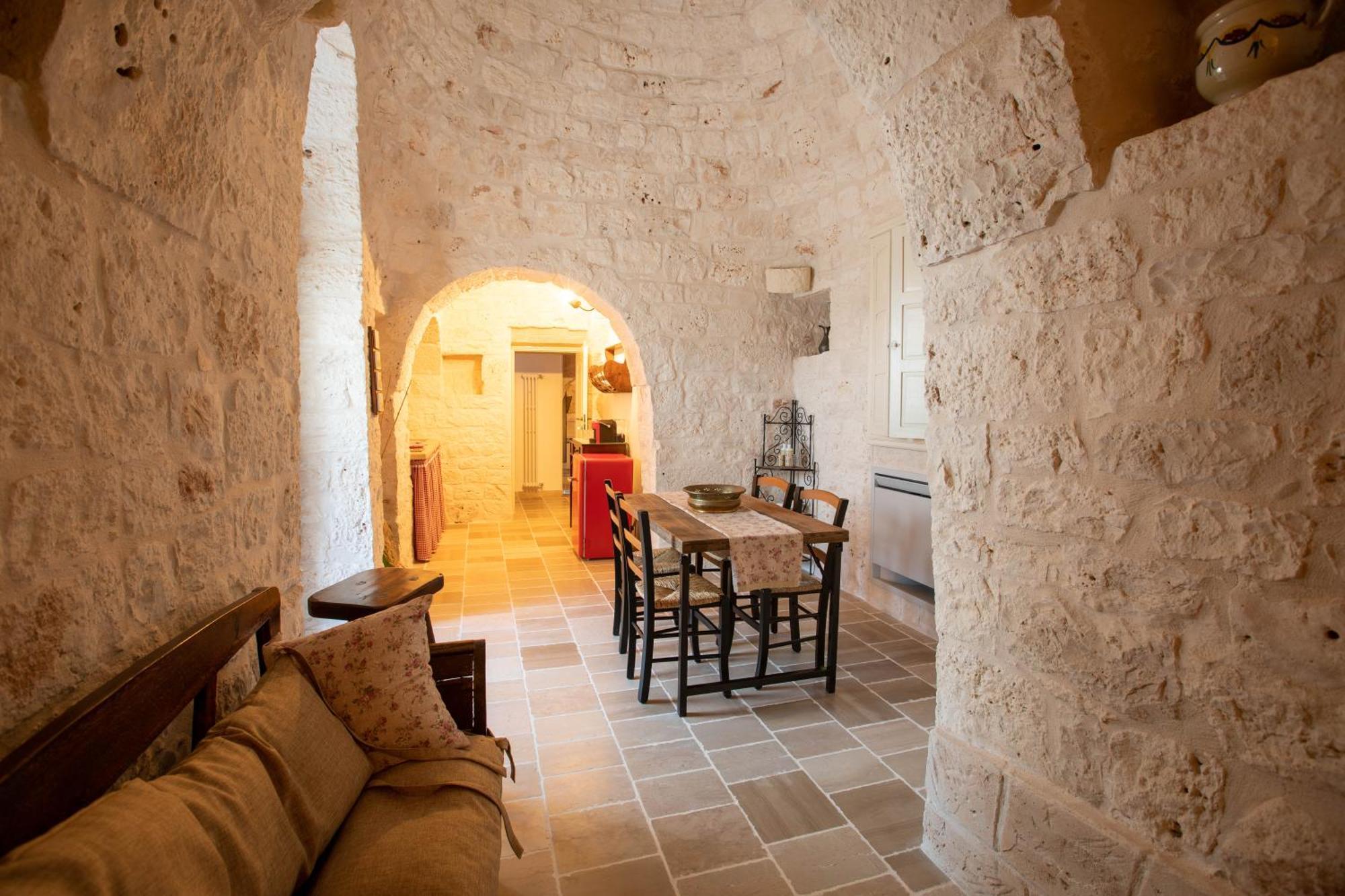 Exclusive Luxury Villa Monte Pompilio Челье-Мессапика Экстерьер фото